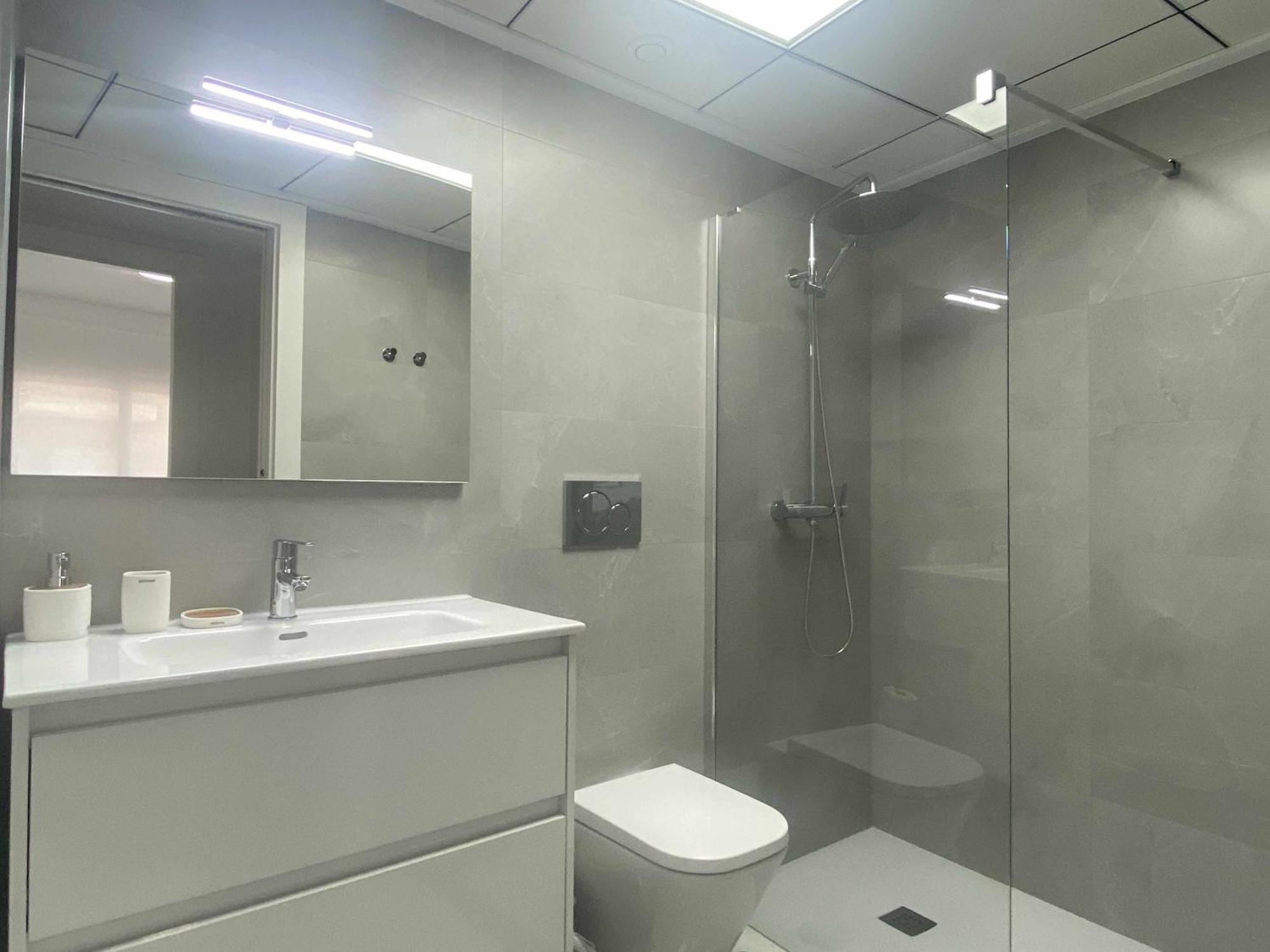 Moderno Apartamento A 200M De La Playa Торевьиа Экстерьер фото